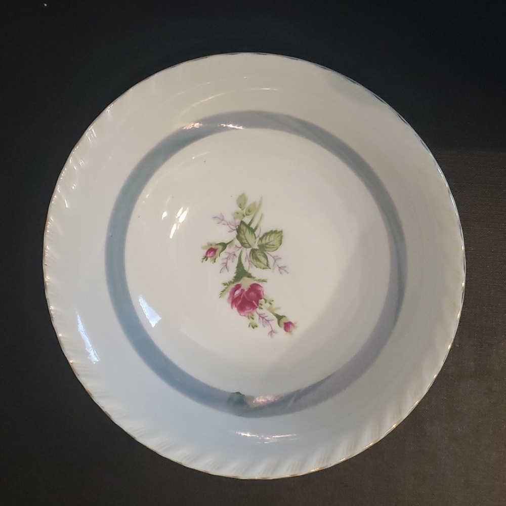 Vintage Lusterware desserr/cereal bowl